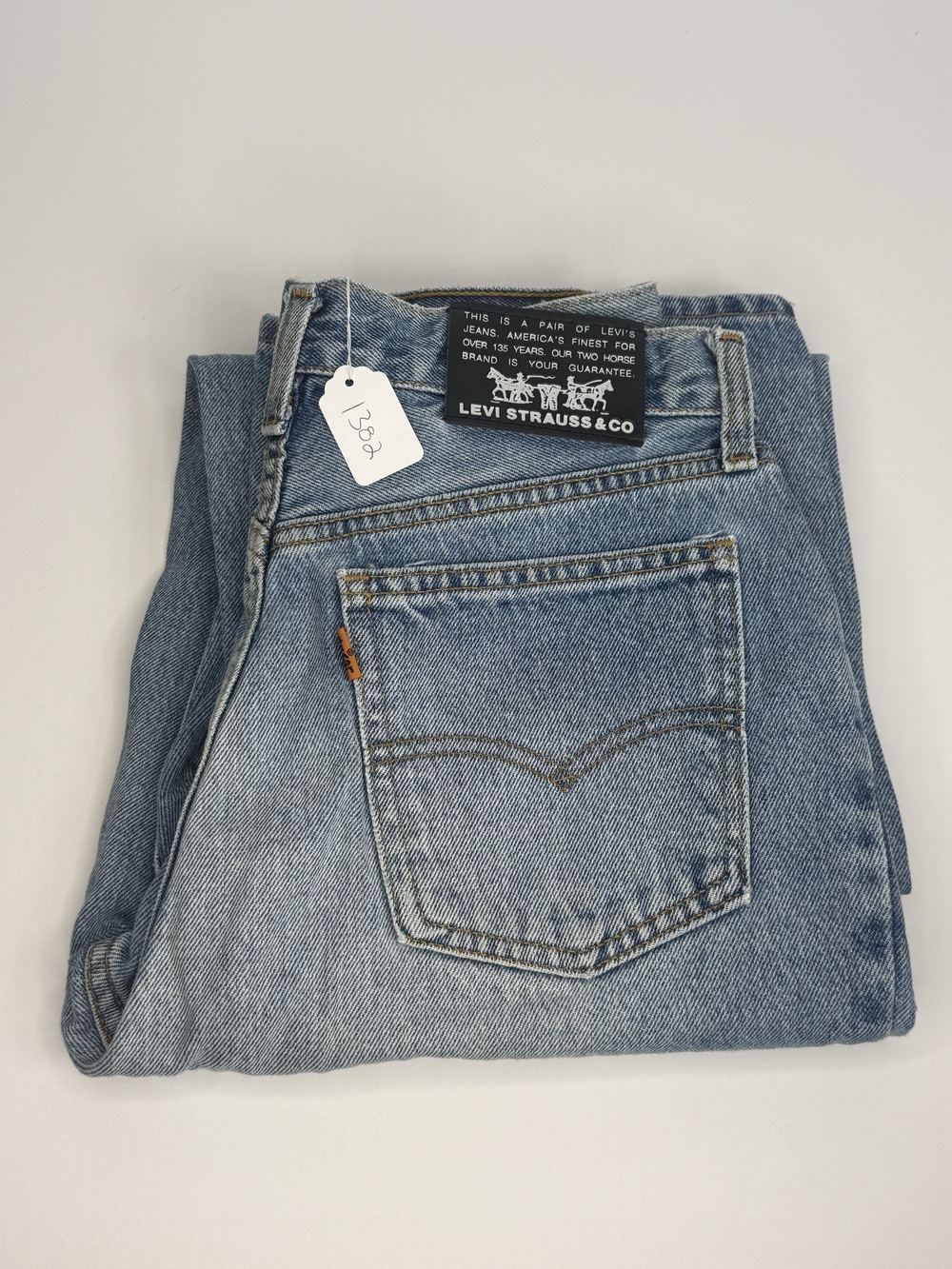 PF-1382 Levi's 881 Jeans